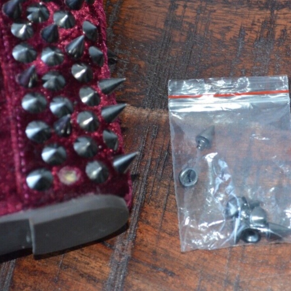 Jeffrey Campbell Spike Damsel Wine Velvet Booties Wedge 7.5 - Picture 10 of 10